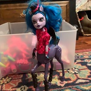 Ava trotter doll monster high